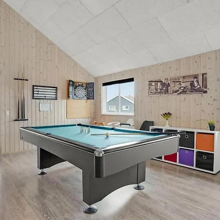 Casa de Férias Beautiful In Idestrup With Sauna Bøtø By