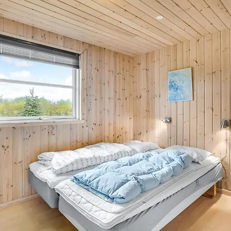 Stunning In Idestrup With Indoor Swimming Pool