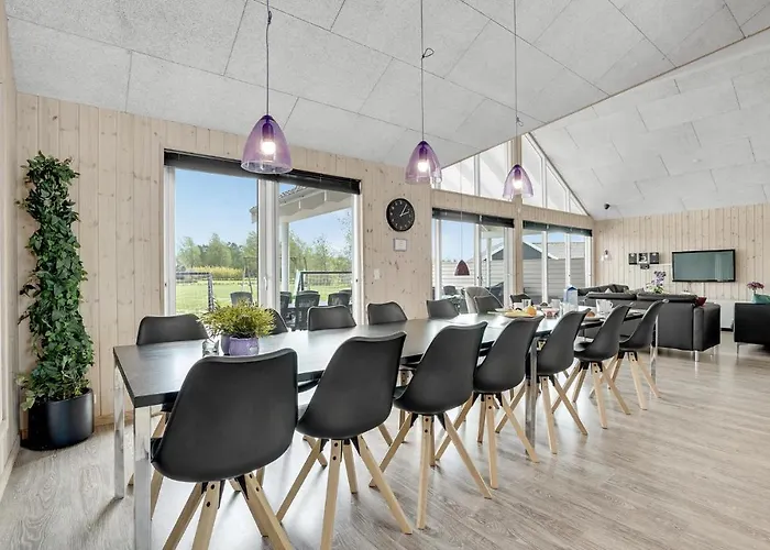 Gorgeous In Idestrup With Sauna * Bøtø By