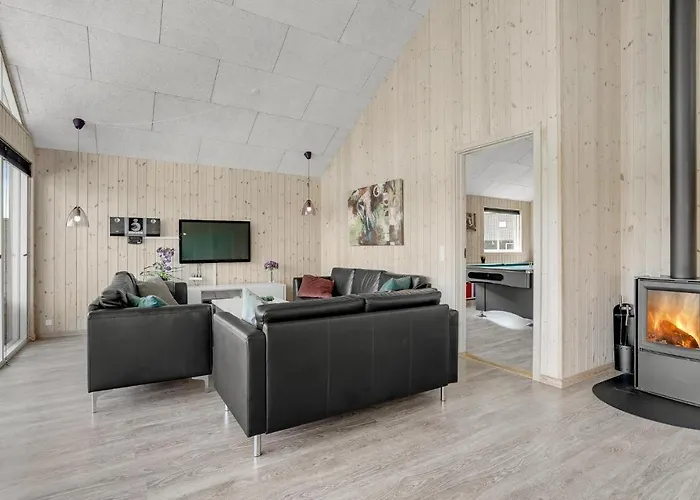 Gorgeous In Idestrup With Sauna Semesterbostad