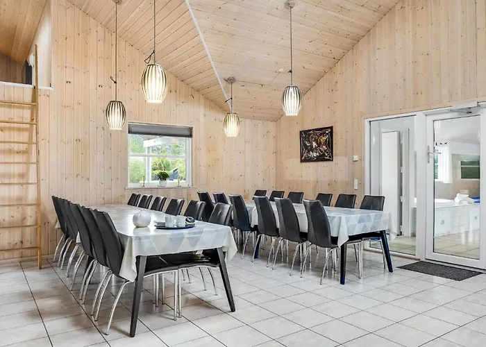 Gorgeous In Idestrup With Sauna Semesterbostad